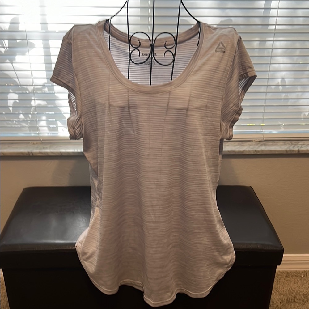 Reebok Gray Relaxed Fit Short Sleeve Tee